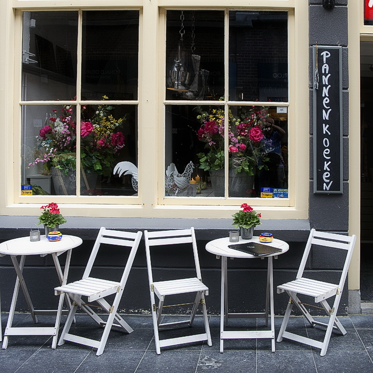 Holland 04-2014 ---20140422_0169 als Smart-Objekt-1 Kopie.jpg - Ein kleines Restaurant  in Zierikzee
